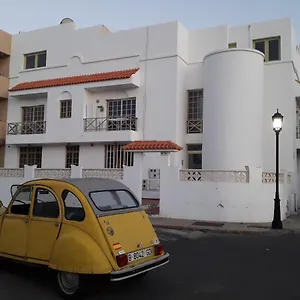 central-luminous-cute-studio-by-the-beach-harbour.hotelsfuerteventura.org/